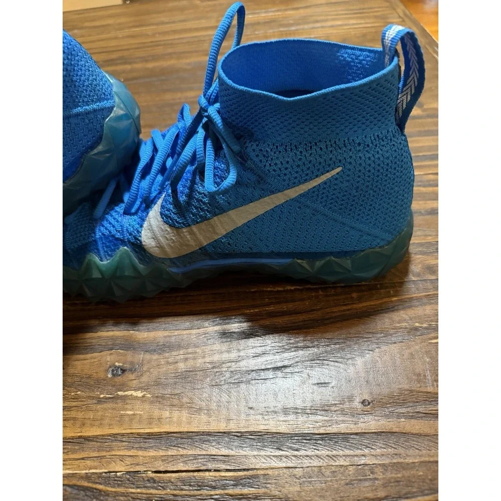 Nike 851312-404 Mens Size 12 Blue Gold Athletic Training Shoes Rare 2016